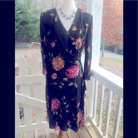 Donna Ricco Dresses & Skirts - Donna Ricco Floral Faux Wrap Dress 10 FREE SHIP